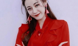 吃瓜爆料君迪丽热巴,吃瓜爆料君揭秘娱乐圈背后的故事